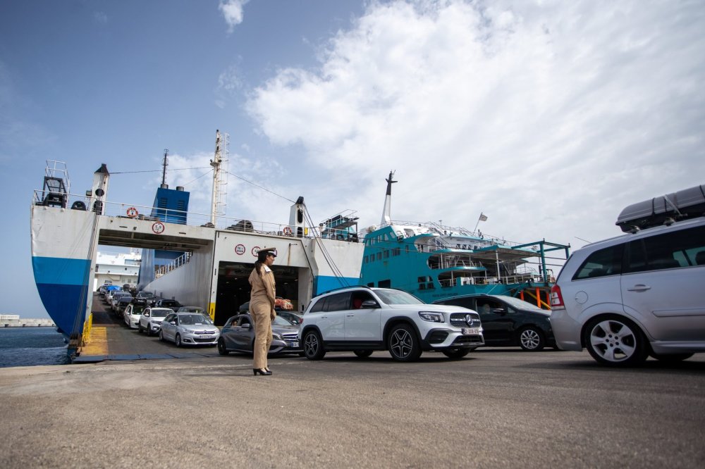 Dédouanement de voiture : nouvelles simplifications pour les Marocains du monde