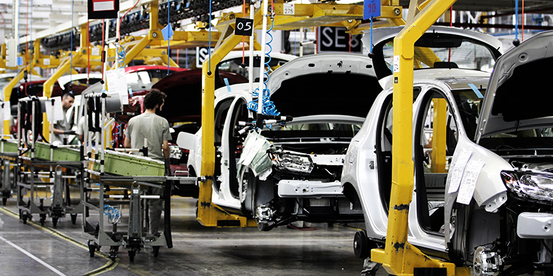 Automobile : Hausse pour le Maroc, baisse en Afrique du Sud en 2024