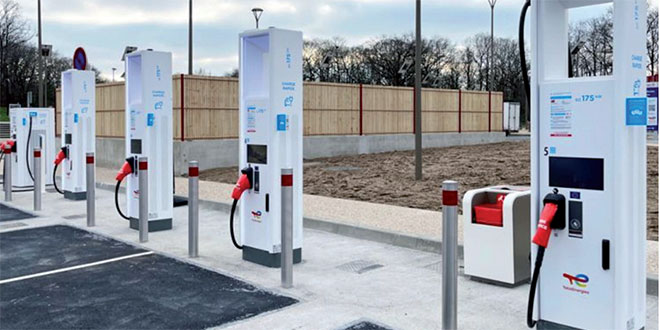 Dossier Automobile - Bornes: Le juteux business de la recharge
