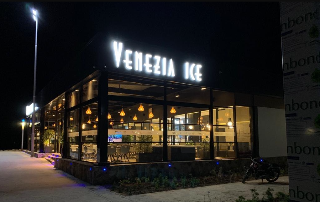 Dislog Group absorbe Venezia Ice